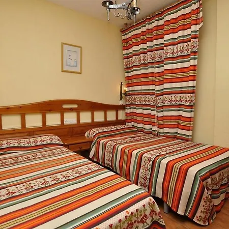 Apcostas - Playa Апартаменты Альмуньекар